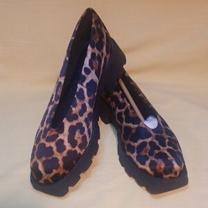 NWOB Womens Katy Perry The Darrling Slip On